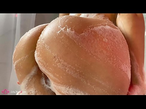 ❤️ Brunette sjálfsfróar kisu með titrara til að fá mikla fullnægingu í sturtu Heimabakað klám á is.nudexxx.ru