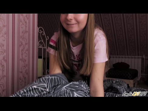 ❤️ Blondie sýgur BFF's djúpt og fær ásamt í munninn Heimabakað klám á is.nudexxx.ru