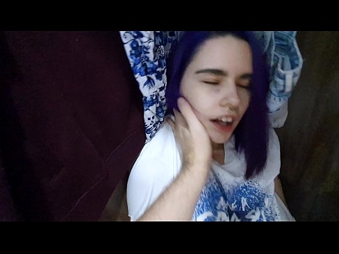 ❤️ Fann systur mína í skápnum og hjálpaði henni að koma Heimabakað klám á is.nudexxx.ru